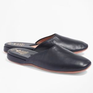 Peal & Co. Napa Backless Navy Slippers